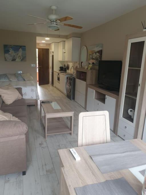 Precioso Estudio Con Piscina A 200M Del Mar 马尔韦利亚 外观 照片
